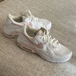 Nike Women's Air Max White and Light Pink Sneakers